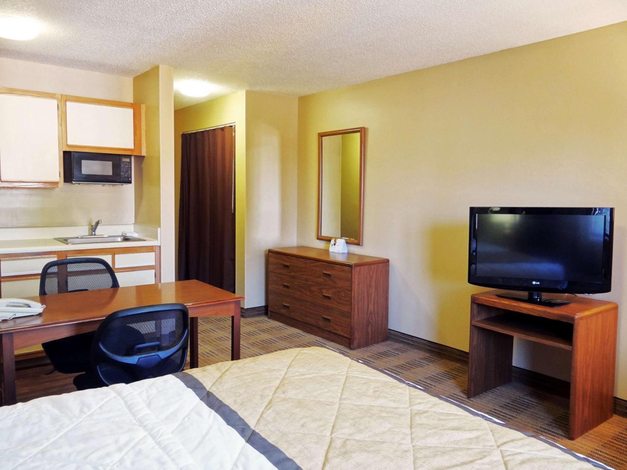 Extended Stay America Suites - Fort Lauderdale - Cypress Creek - Nw 6Th Way Buitenkant foto
