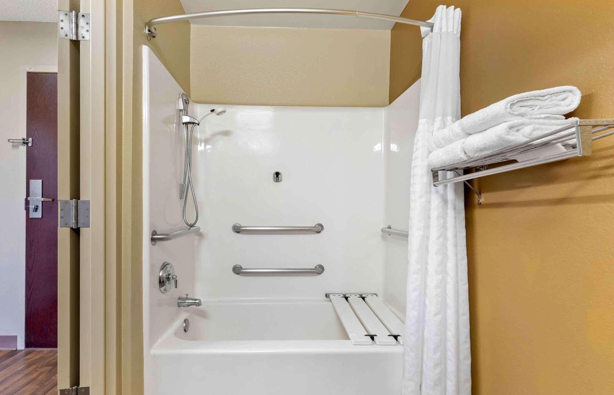 Extended Stay America Suites - Fort Lauderdale - Cypress Creek - Nw 6Th Way Buitenkant foto