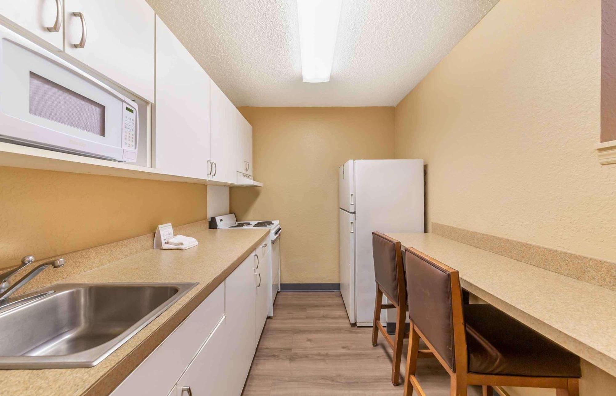 Extended Stay America Suites - Fort Lauderdale - Cypress Creek - Nw 6Th Way Buitenkant foto