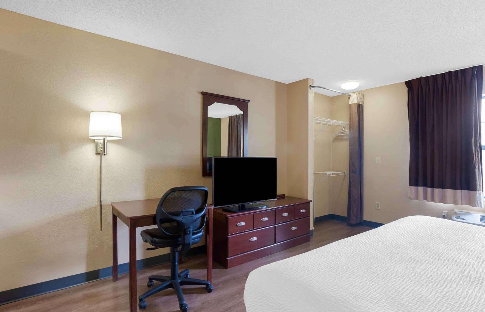 Extended Stay America Suites - Fort Lauderdale - Cypress Creek - Nw 6Th Way Buitenkant foto